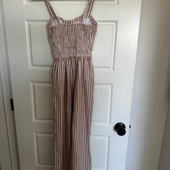 Abercrombie & Fitch Tan and White Striped Jumpsuit - Picture 2 of 4